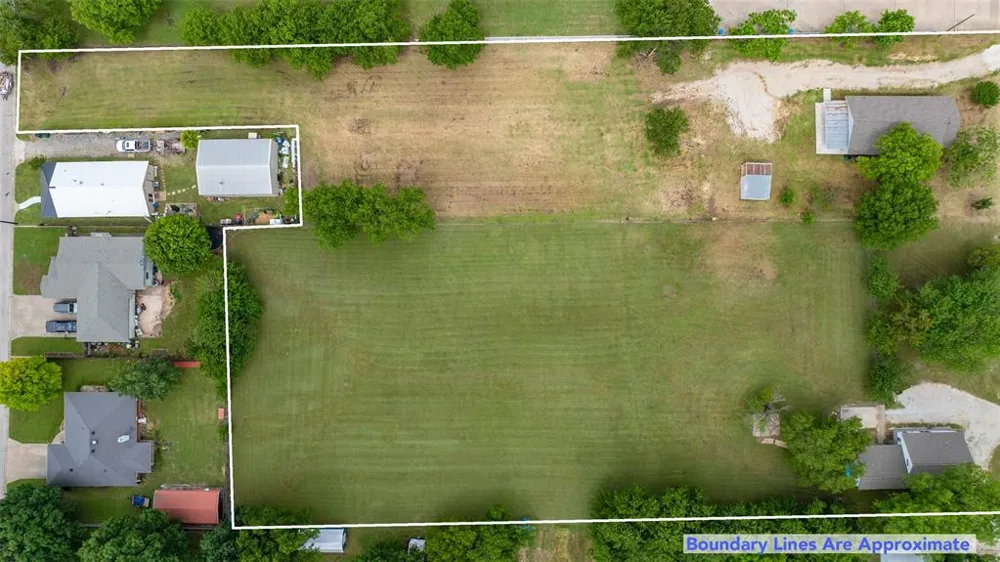 322 E Division Street Muenster, TX 76252