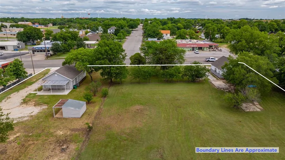 322 E Division Street Muenster, TX 76252