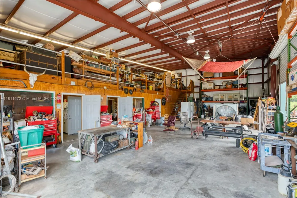 4077 SW 121st Ter Davie, FL 33330