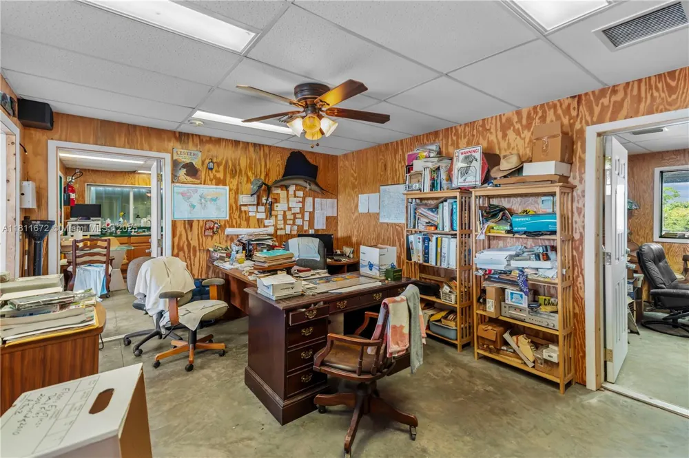 4077 SW 121st Ter Davie, FL 33330