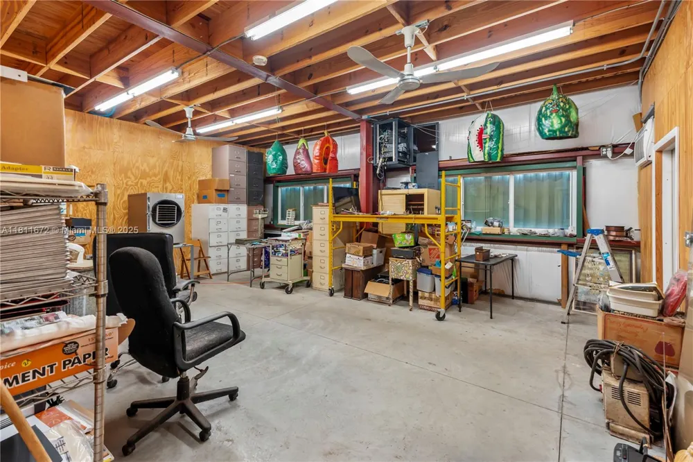 4077 SW 121st Ter Davie, FL 33330
