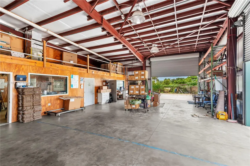 4077 SW 121st Ter Davie, FL 33330
