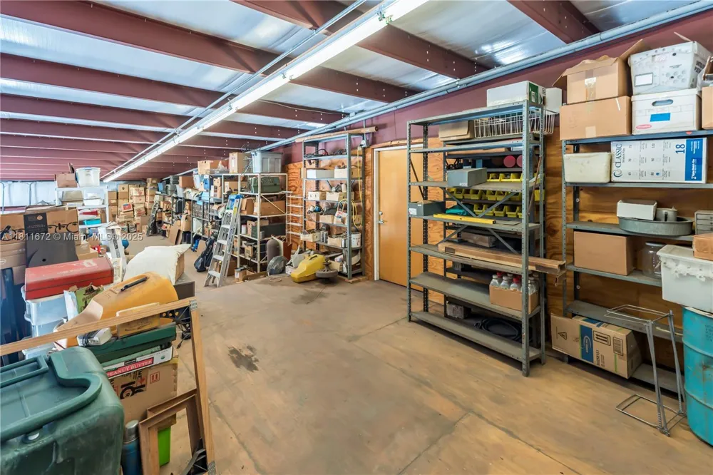 4077 SW 121st Ter Davie, FL 33330