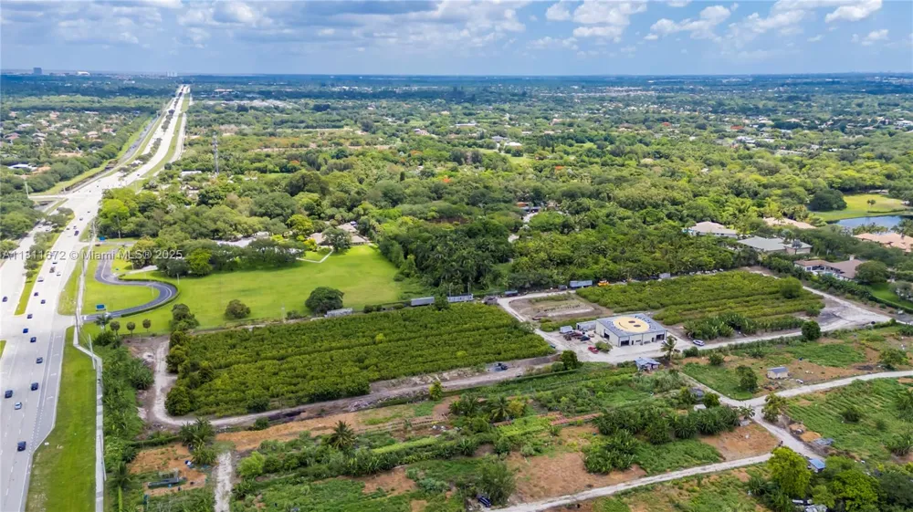 4077 SW 121st Ter Davie, FL 33330