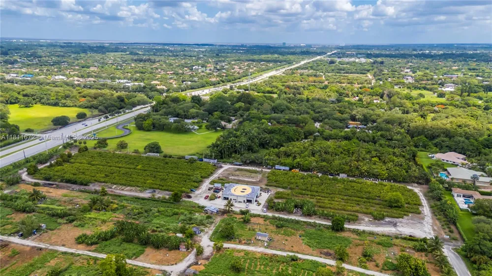 4077 SW 121st Ter Davie, FL 33330