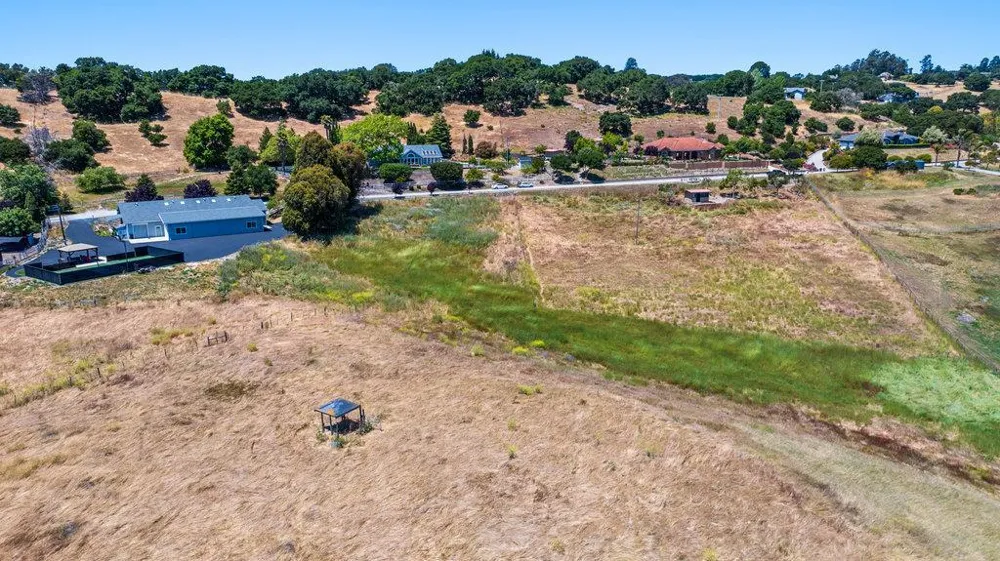 363 Orchard Hill Road San Juan Bautista, CA 95045