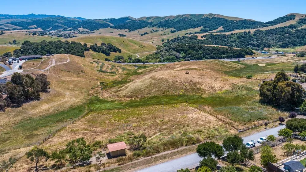 363 Orchard Hill Road San Juan Bautista, CA 95045