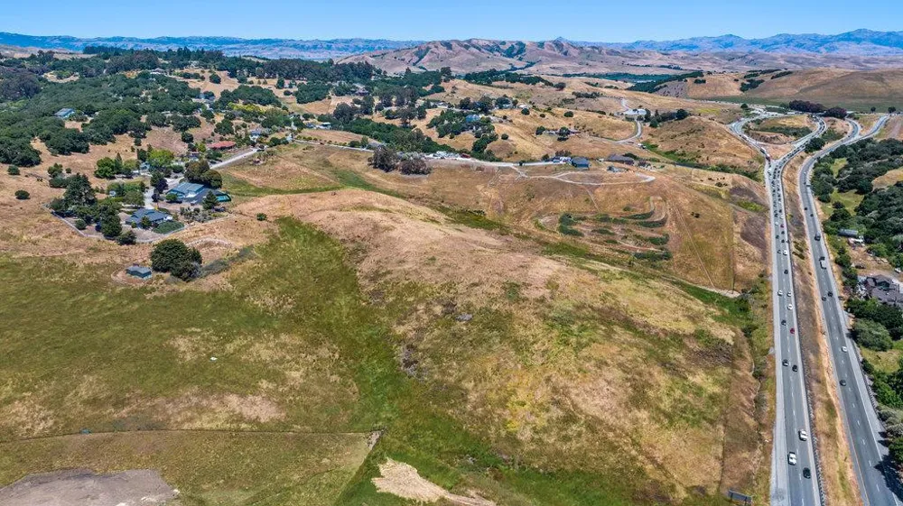 363 Orchard Hill Road San Juan Bautista, CA 95045