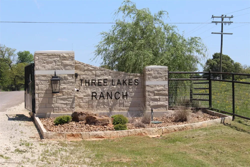142 Private Road 1311 Centerville, TX 75833