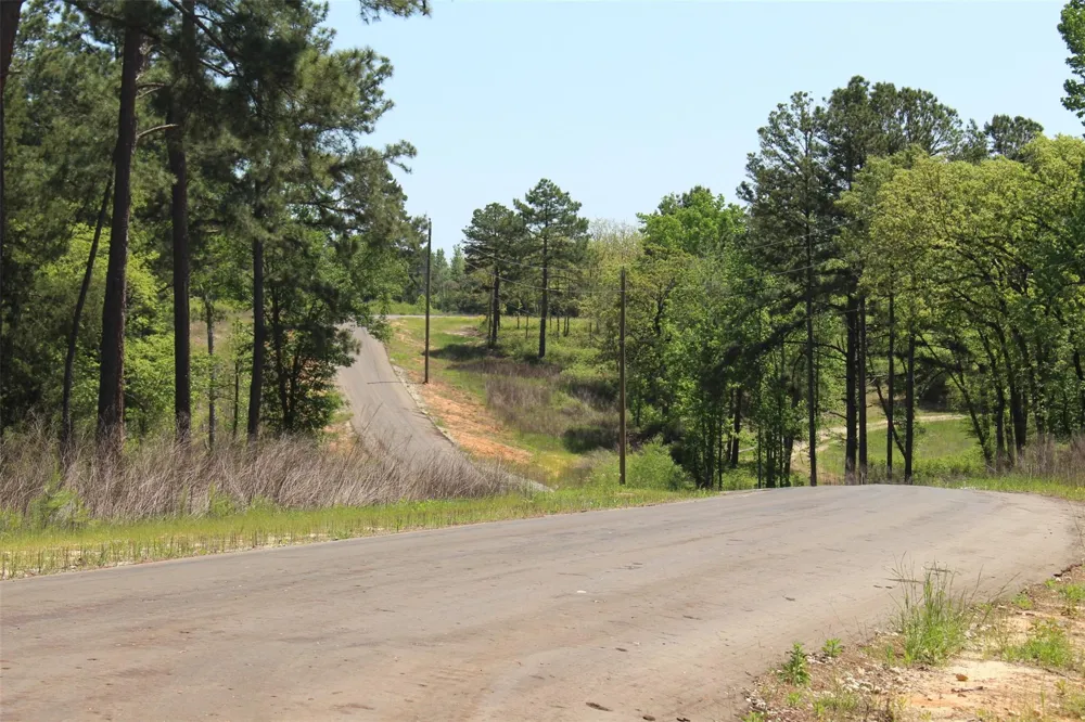 142 Private Road 1311 Centerville, TX 75833