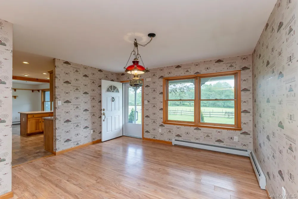18 Jomar Lane Olivebridge, NY 12461