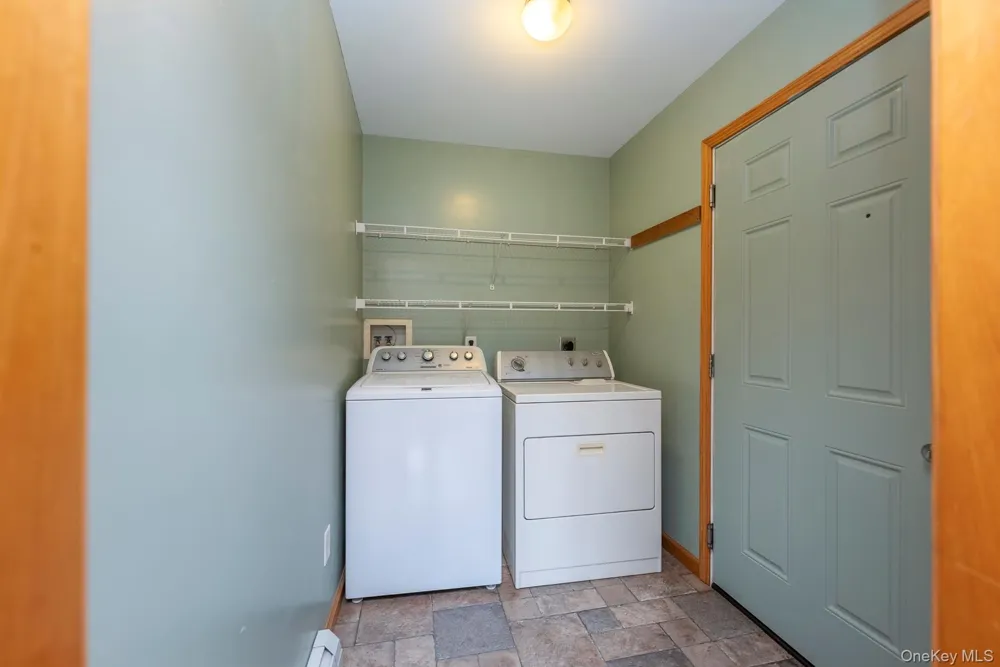 18 Jomar Lane Olivebridge, NY 12461
