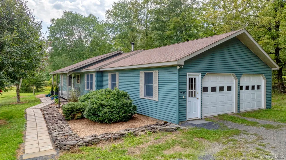 18 Jomar Lane Olivebridge, NY 12461