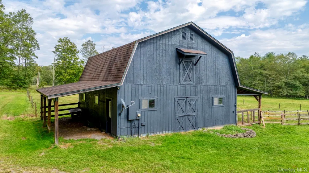 18 Jomar Lane Olivebridge, NY 12461