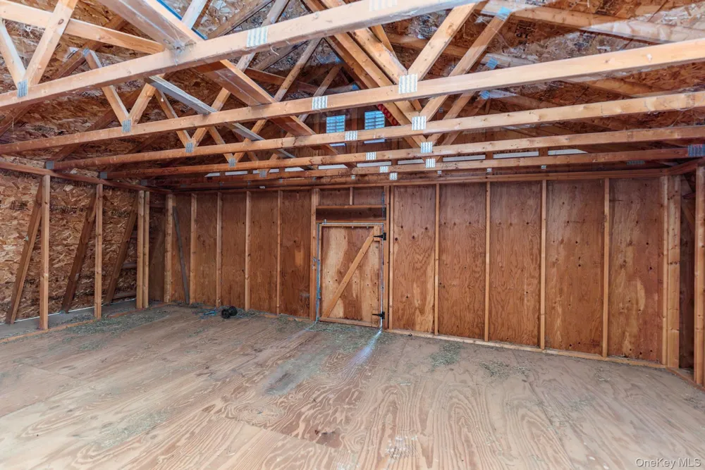 18 Jomar Lane Olivebridge, NY 12461