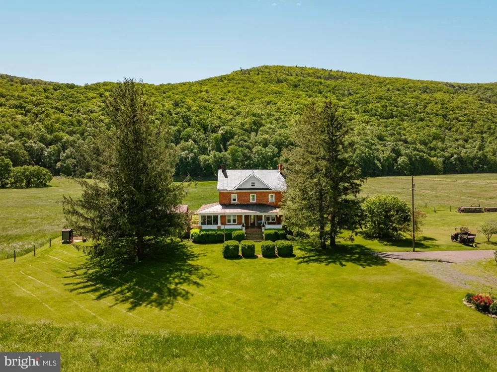 187 LEONARD LANE Franklin, WV 26807