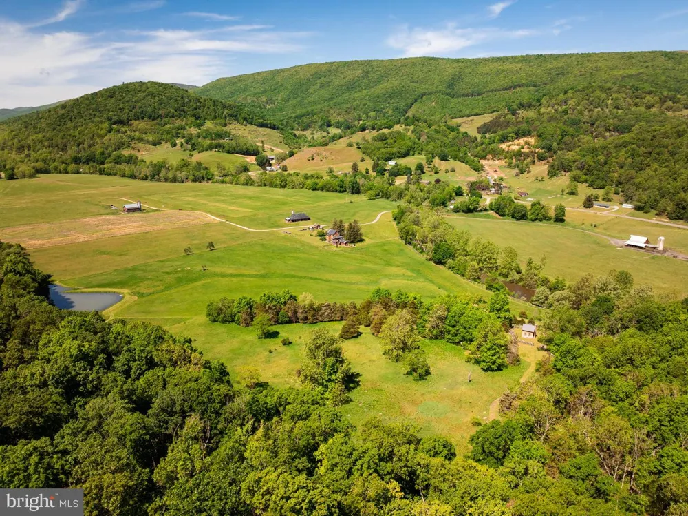 187 LEONARD LANE Franklin, WV 26807