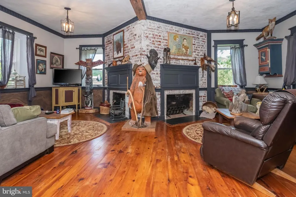 187 LEONARD LANE Franklin, WV 26807