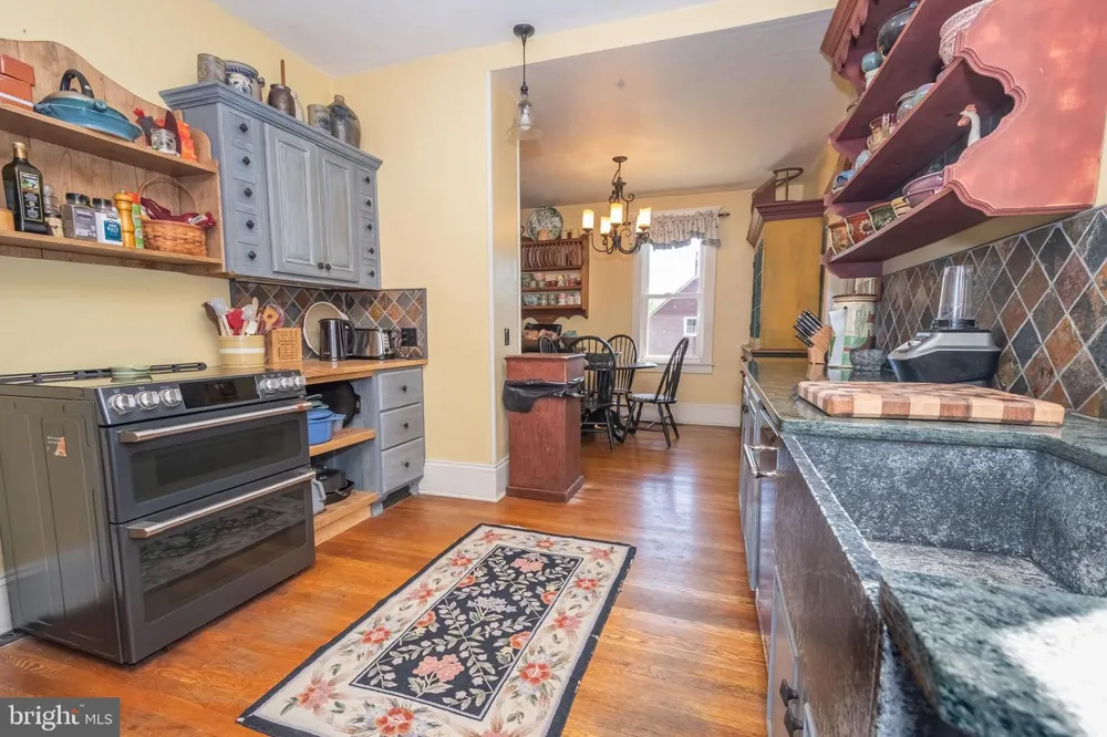 187 LEONARD LANE Franklin, WV 26807