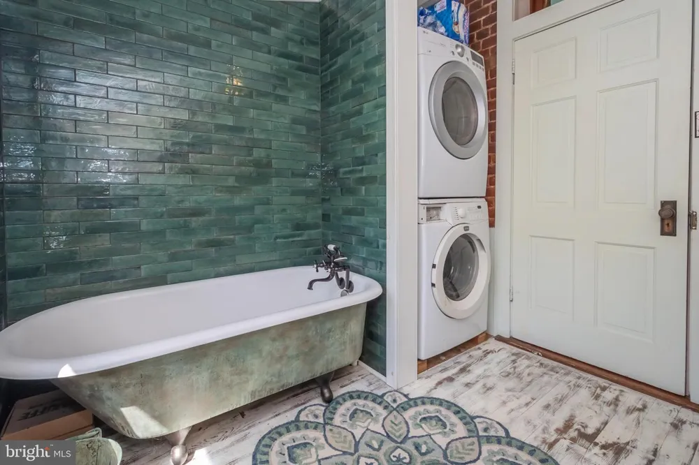 187 LEONARD LANE Franklin, WV 26807