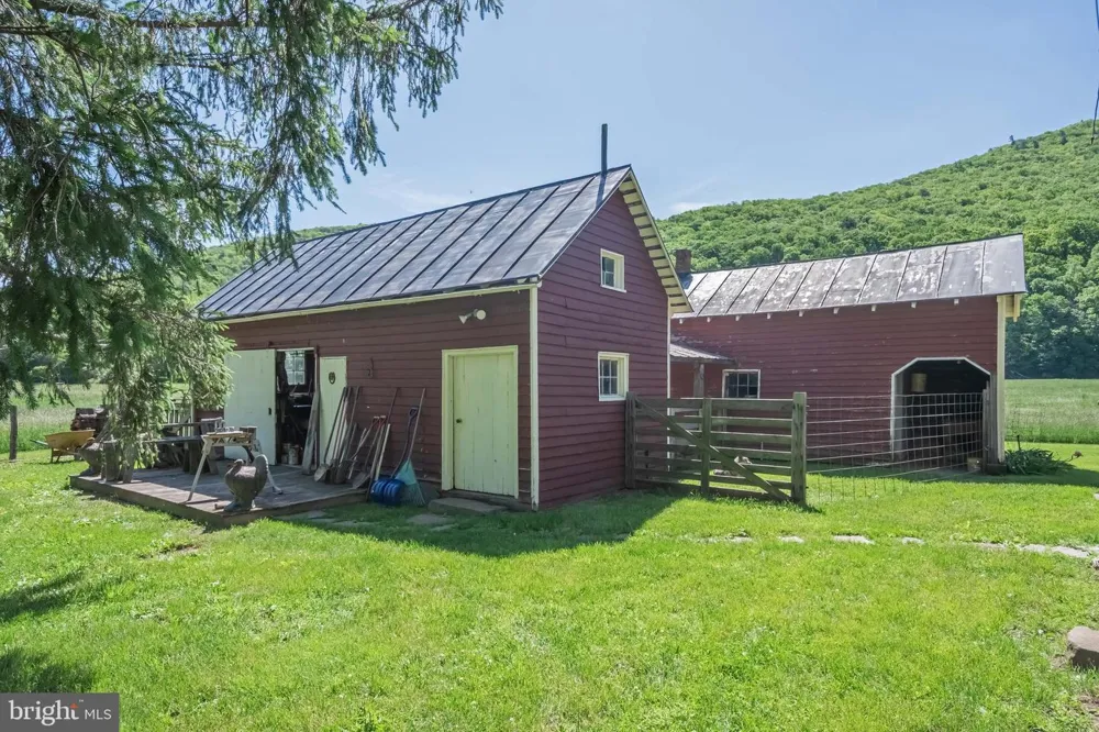 187 LEONARD LANE Franklin, WV 26807