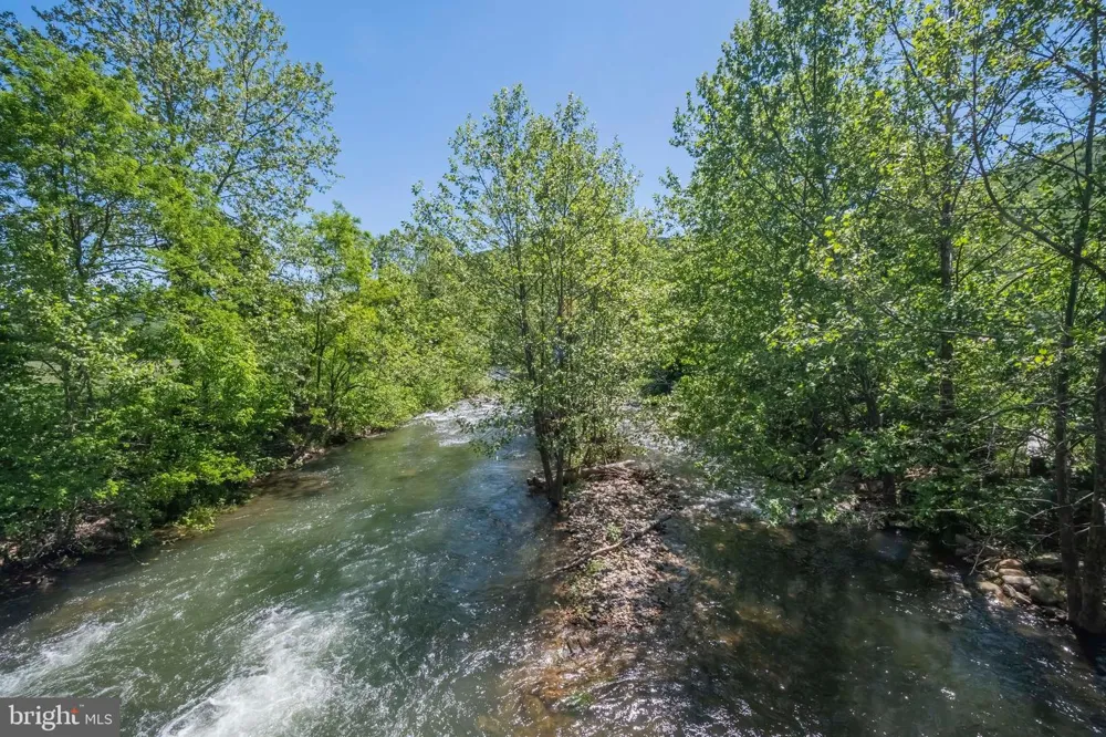 187 LEONARD LANE Franklin, WV 26807