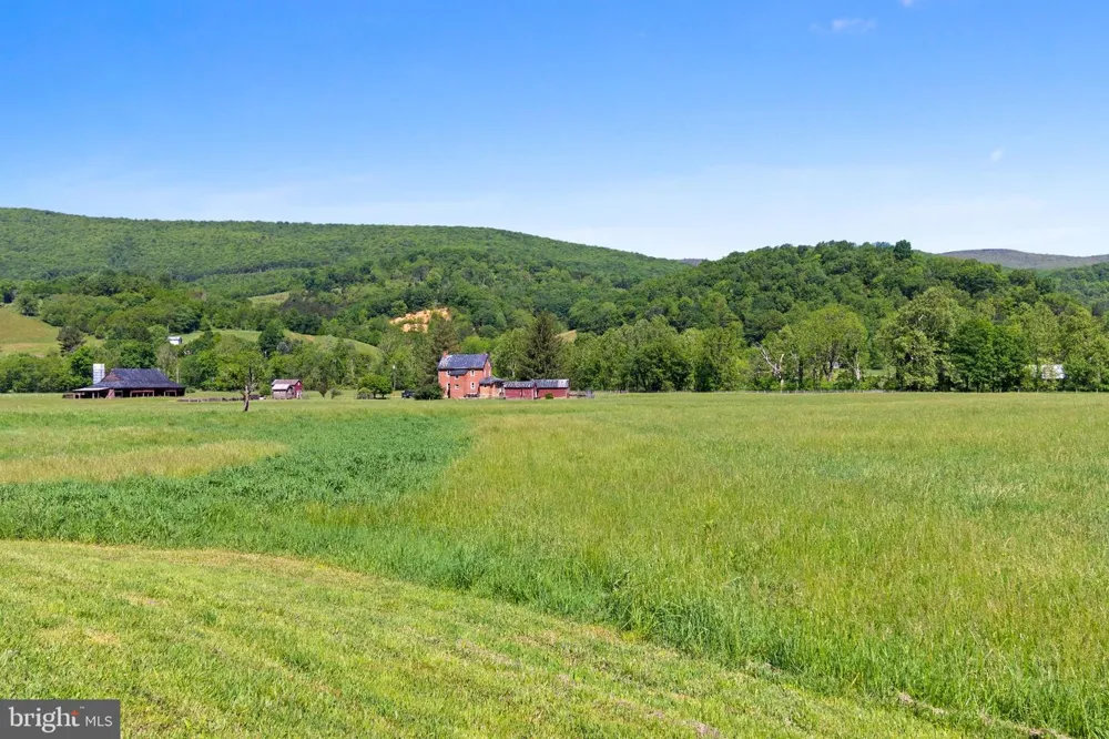 187 LEONARD LANE Franklin, WV 26807