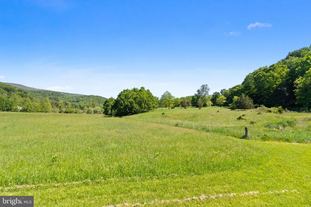 187 LEONARD LANE Franklin, WV 26807