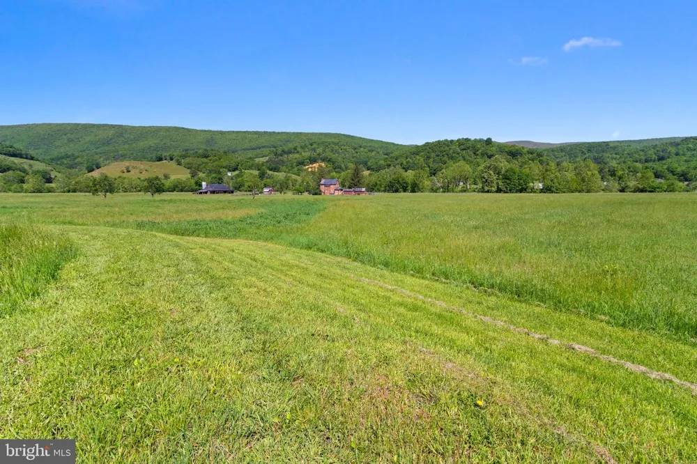 187 LEONARD LANE Franklin, WV 26807