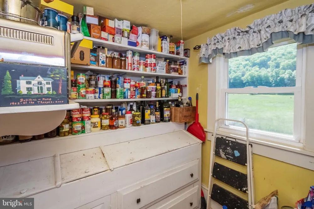 187 LEONARD LANE Franklin, WV 26807