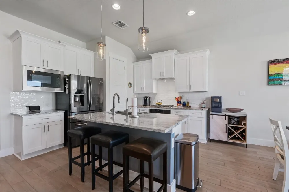 653 Coyote Creek Way Kyle, TX 78640
