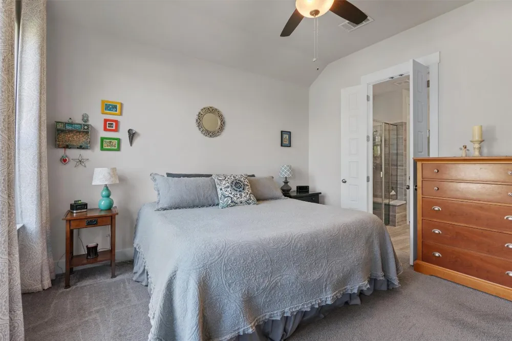 653 Coyote Creek Way Kyle, TX 78640