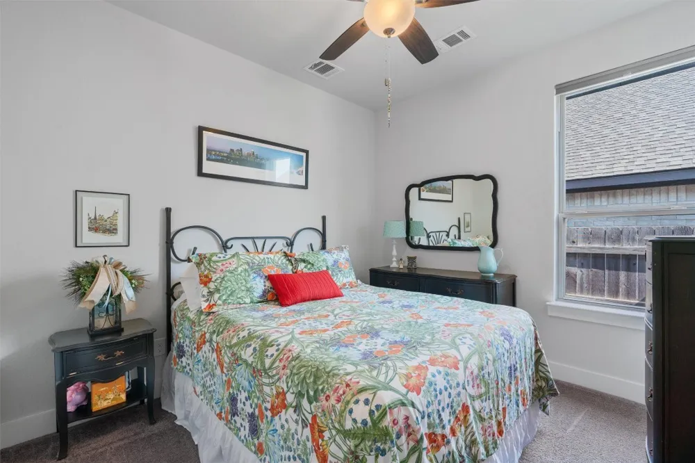 653 Coyote Creek Way Kyle, TX 78640