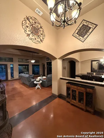 222 Colonial La Vernia, TX 78121