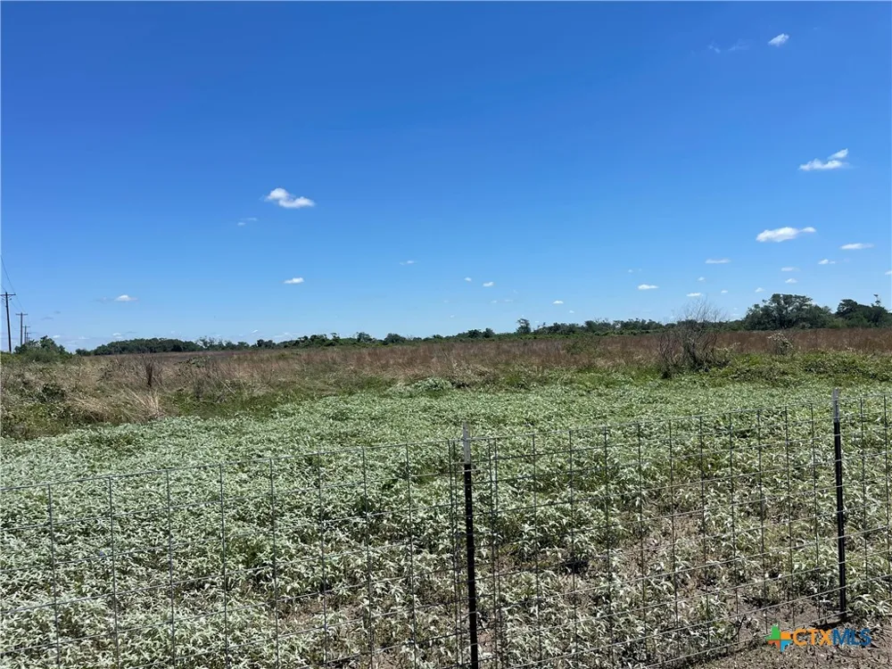 6902 Highway 35 Highway Rockport, TX 78382
