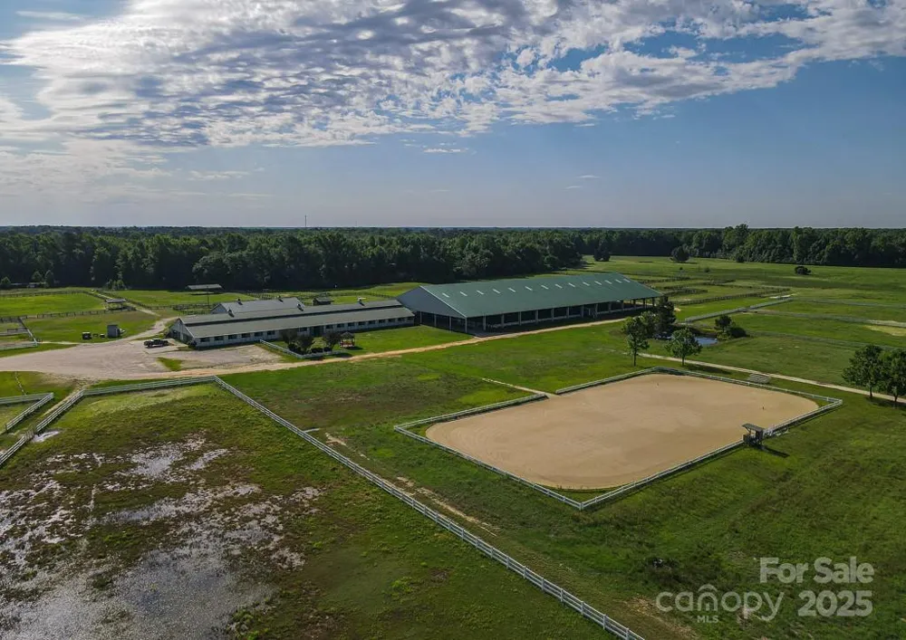 9167 Hasty Road Laurinburg, NC 28352