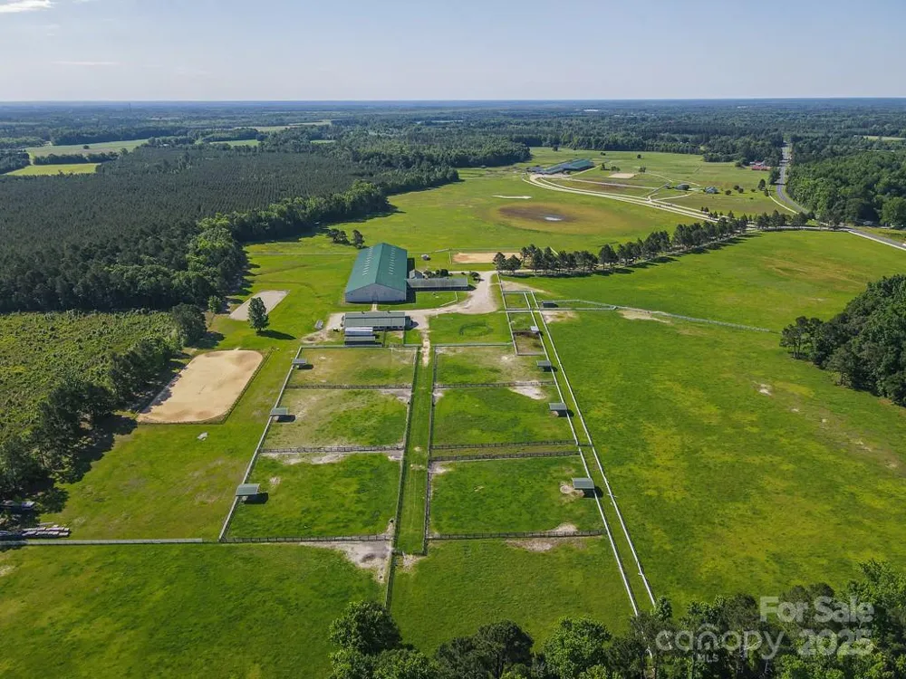 9167 Hasty Road Laurinburg, NC 28352