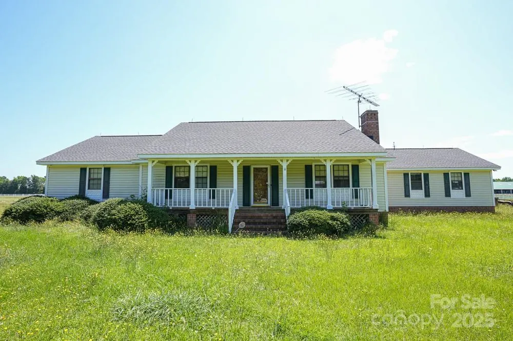 9167 Hasty Road Laurinburg, NC 28352