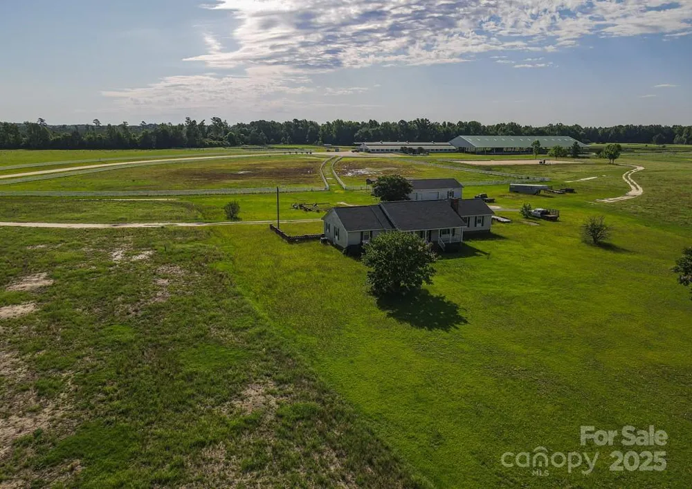 9167 Hasty Road Laurinburg, NC 28352