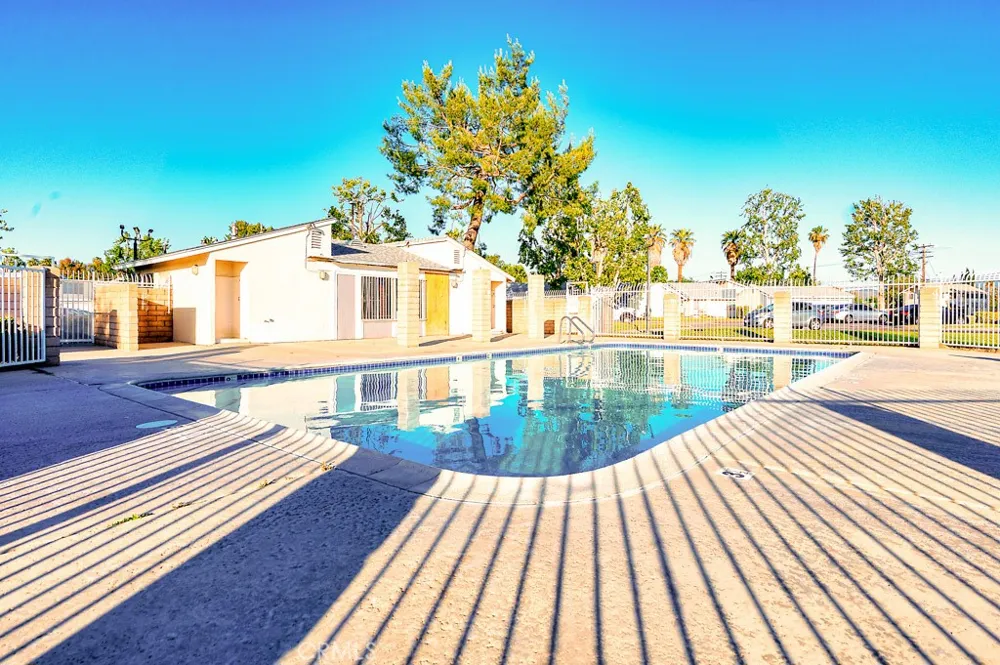 25899 Baylor Way Hemet, CA 92544