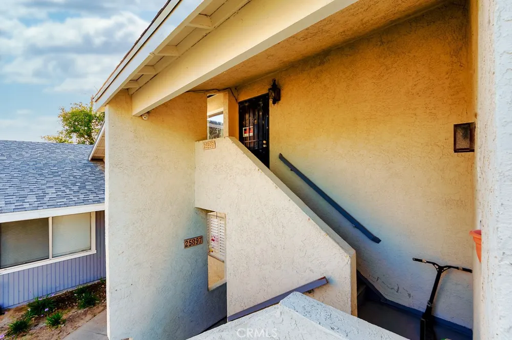 25899 Baylor Way Hemet, CA 92544