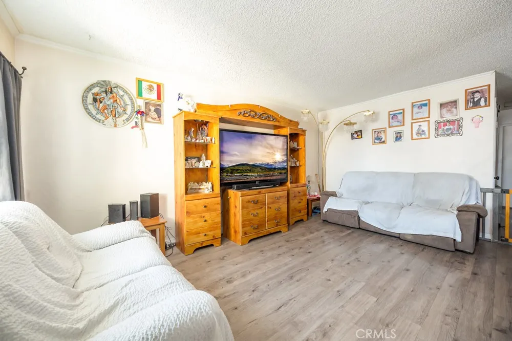25899 Baylor Way Hemet, CA 92544