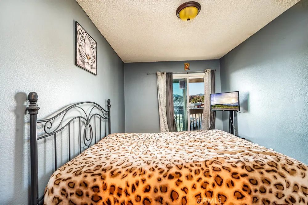 25899 Baylor Way Hemet, CA 92544