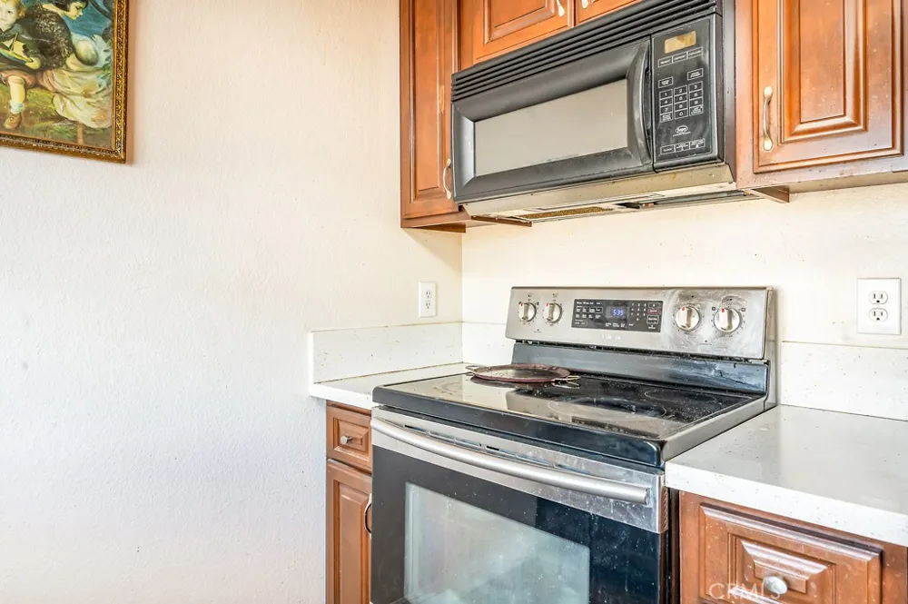 25899 Baylor Way Hemet, CA 92544