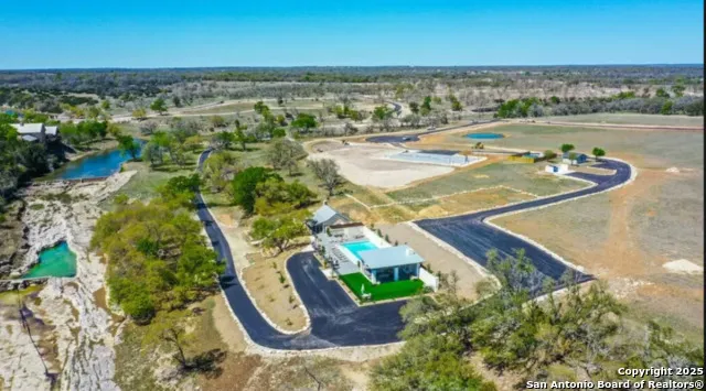 153 Fallow Dr Harper, TX 78631