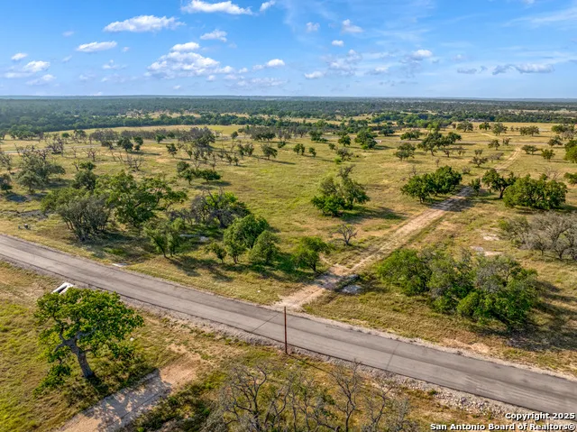 153 Fallow Dr Harper, TX 78631