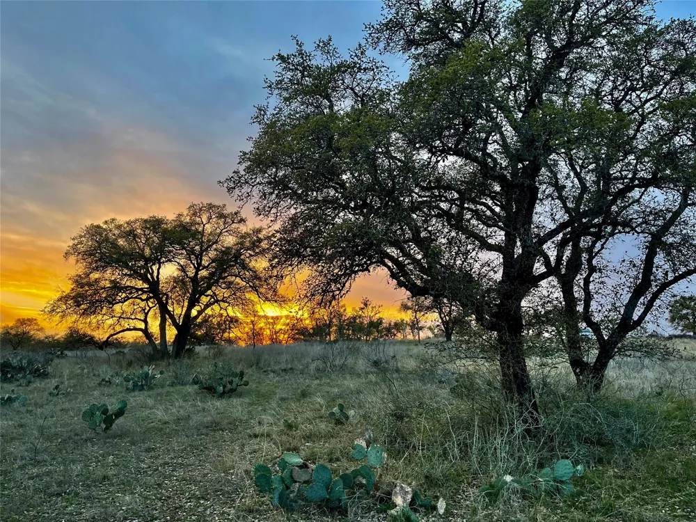 4 Colorado Canyon Drive Marble Falls, TX 78654