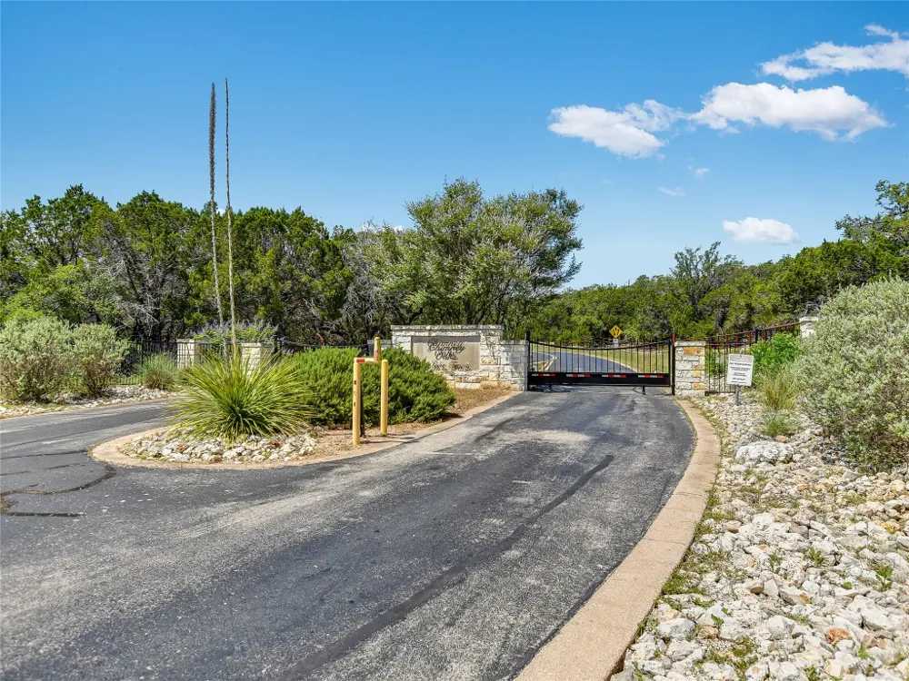 4 Colorado Canyon Drive Marble Falls, TX 78654