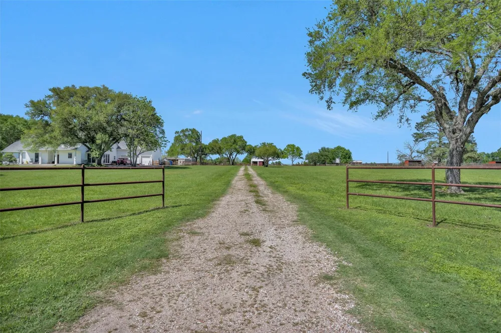 29210 Walker Lane Fulshear, TX 77406