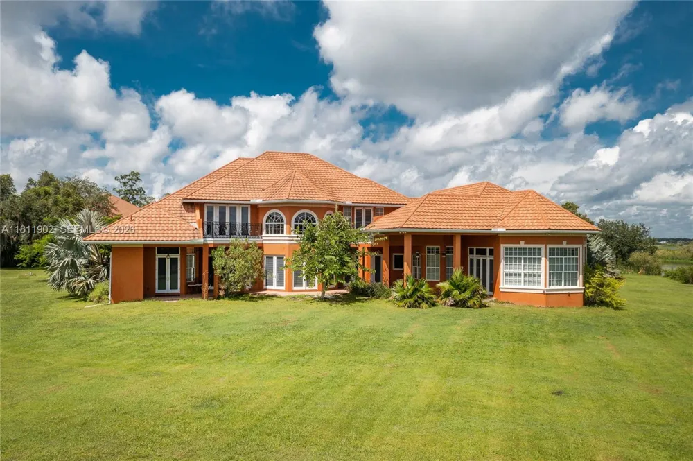 37511 Washington Loop Road Punta Gorda, FL 33982
